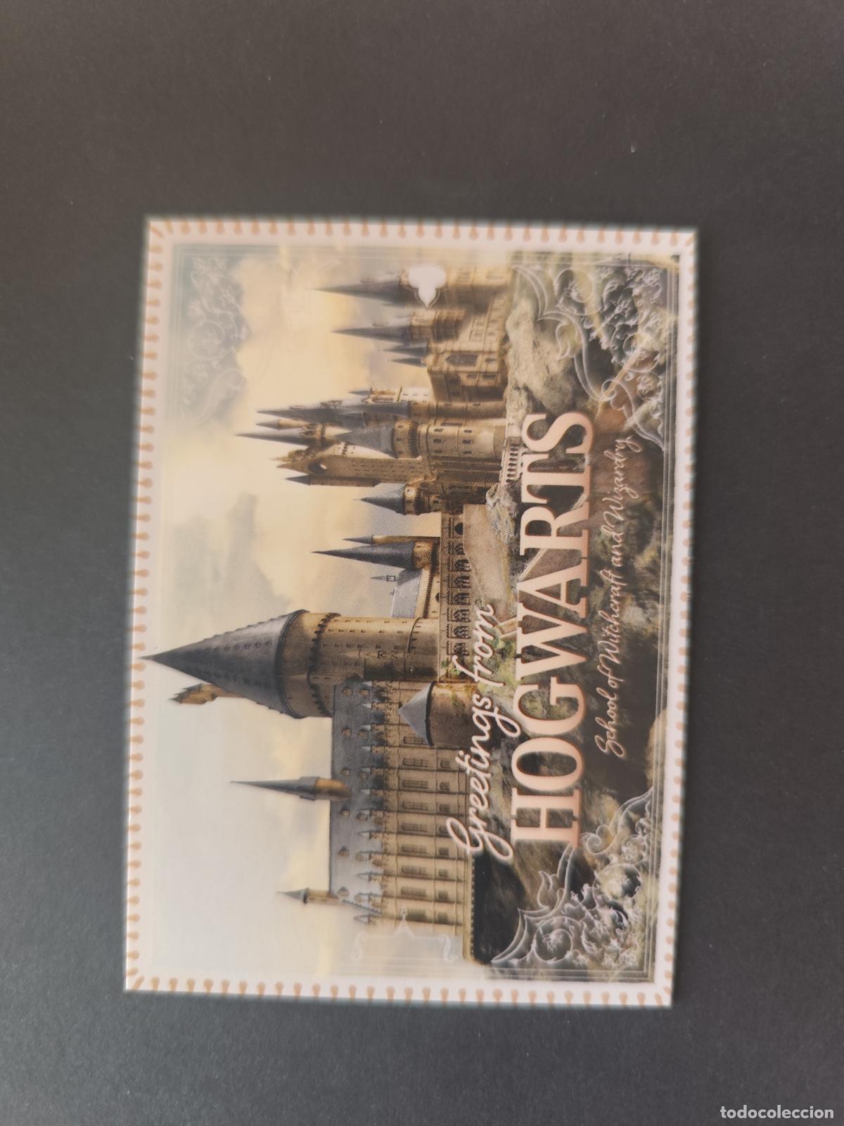 Cartas Colecion&aacute;veis: CARD 25 HOGWARTS SCHOOL OF WITCHCRAFT & WIZARDRY GREETINGS HARRY POTTER ALWAYS 2026 PANINI