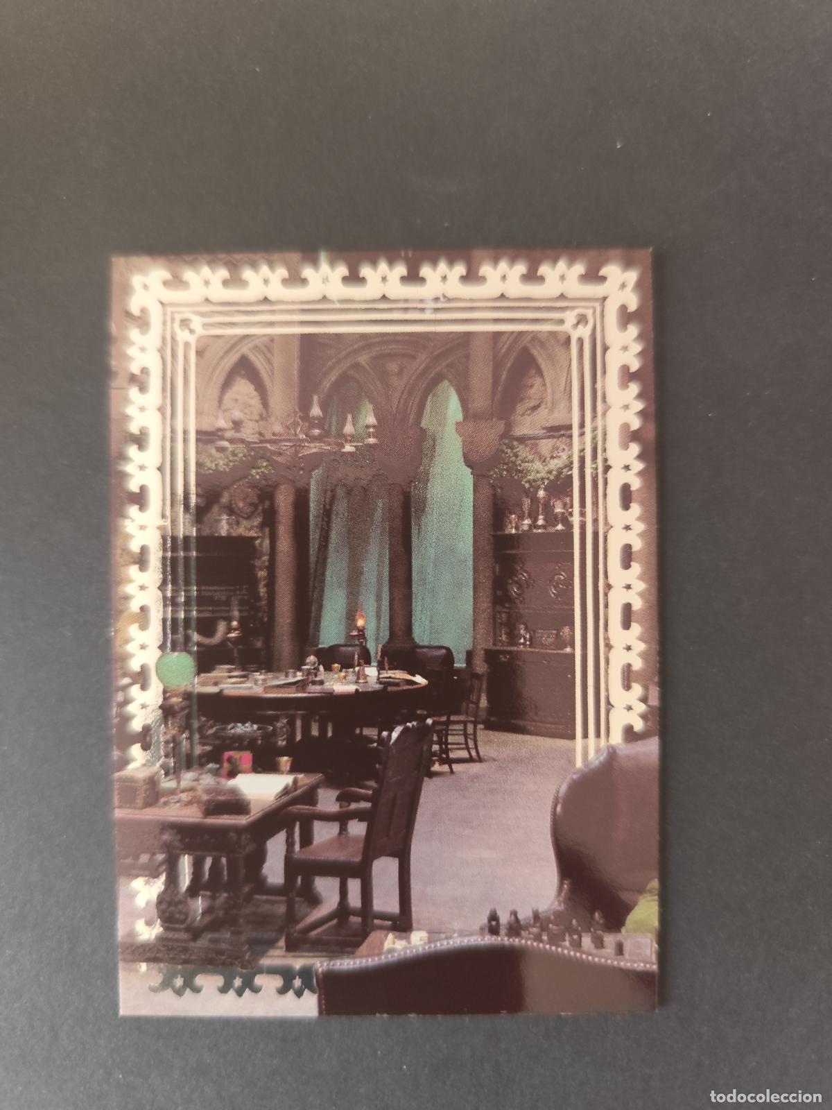 Cartas Colecion&aacute;veis: CARD 31 SLYTHERIN COMMON ROOM MAGICAL PLACES FOIL BRILLO HARRY POTTER ALWAYS 2026 PANINI