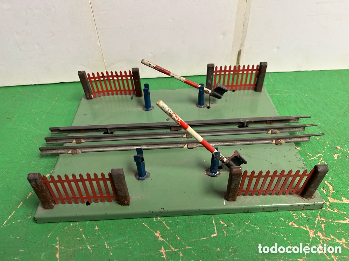 Trenes escala: PAYA PASO A NIVEL CON BARRERA ABATIBLE - Foto 1