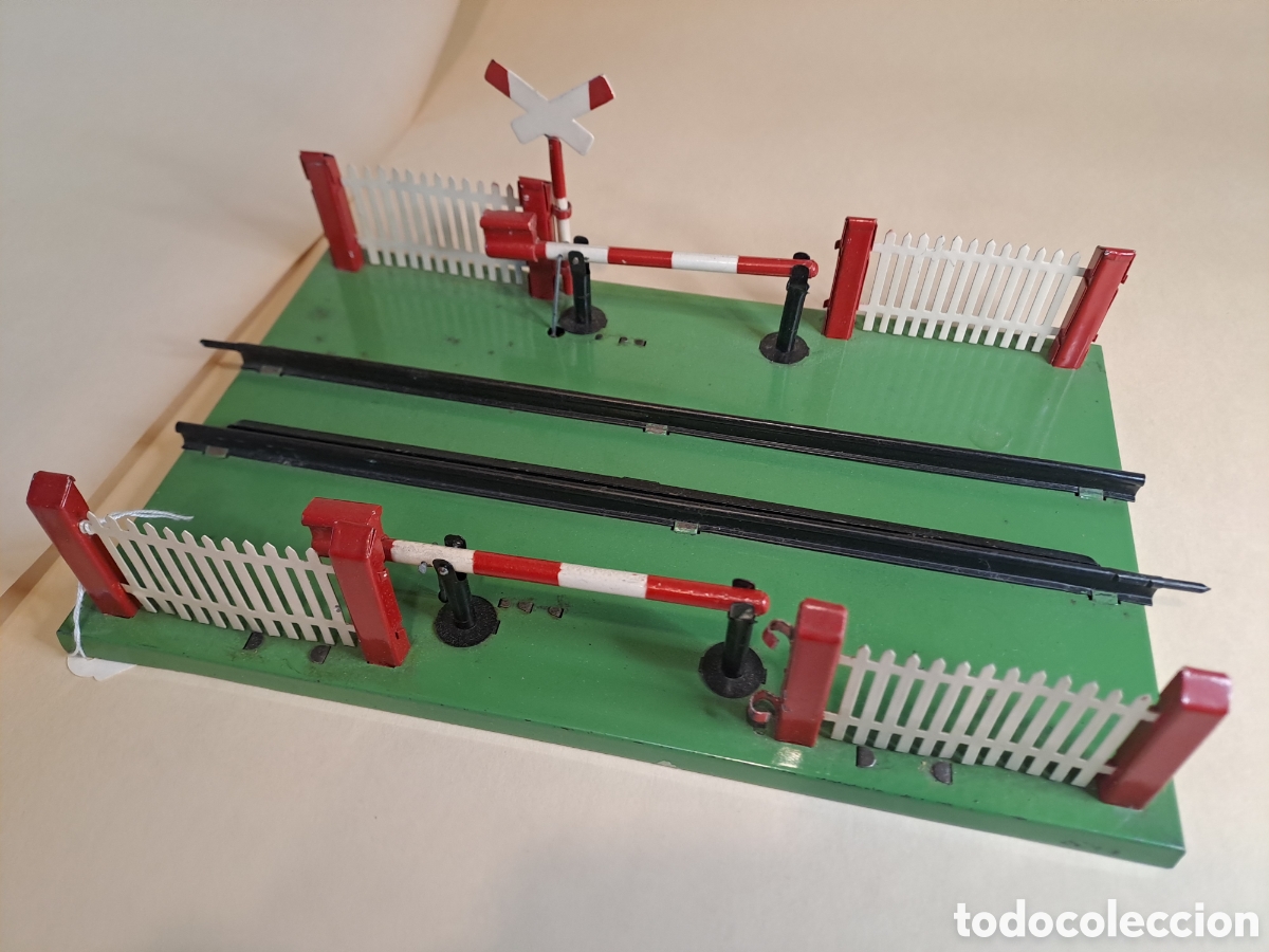 Trenes escala: Antiguo paso a nivel escala 0 - Foto 6