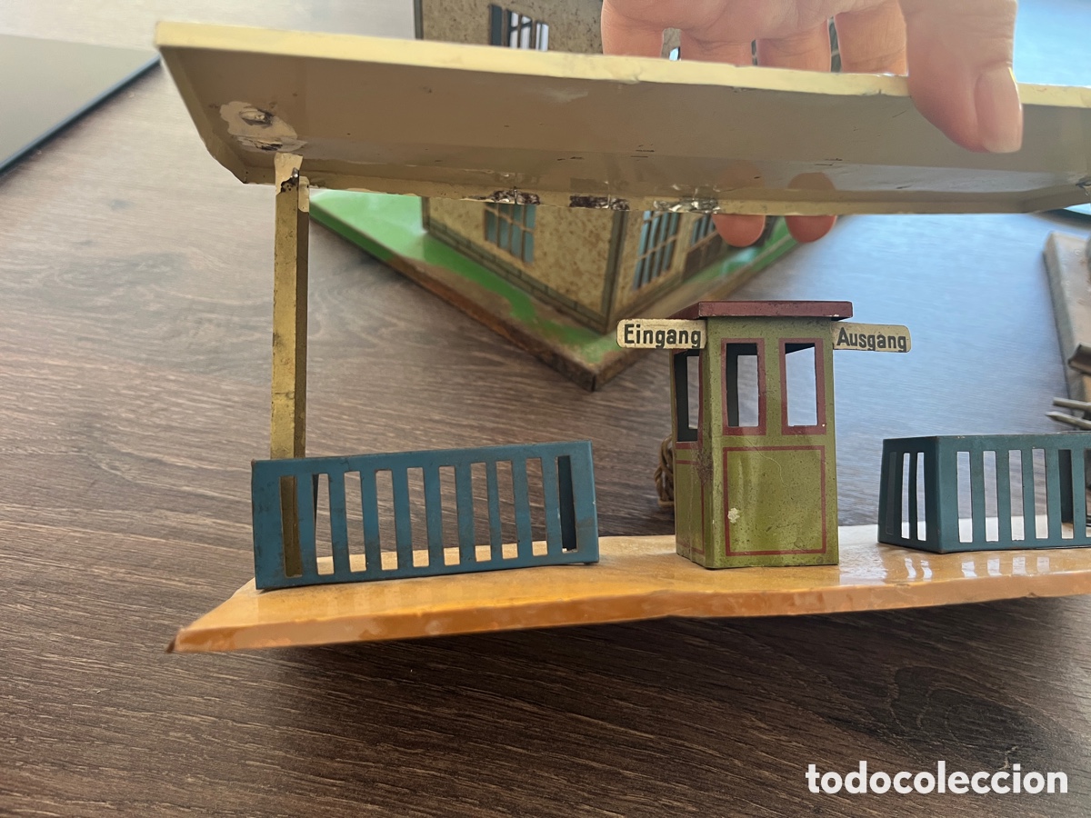 Trenes escala: Lote estaciones metal - Foto 14