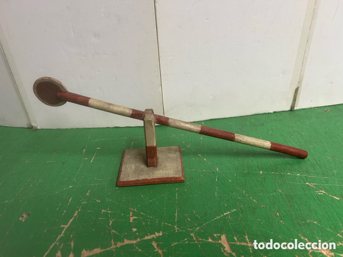 Trenes Escala: PASO A NIVEL DE MADERA SCALA 0 A&Ntilde;OS 50