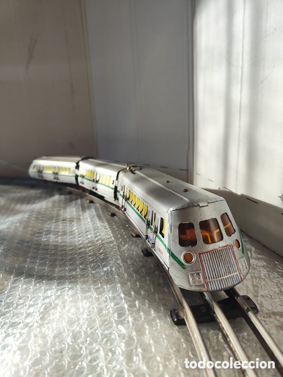 Trenes Escala: Paya la Rata automotor electrico escala 0
