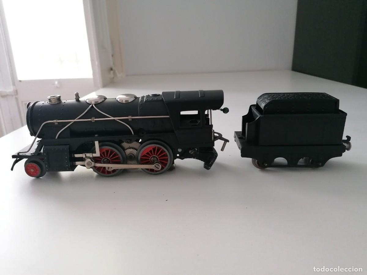 Scale Trains: Pay&aacute; 0 Locomotora de Vapor Negra Buen Estado