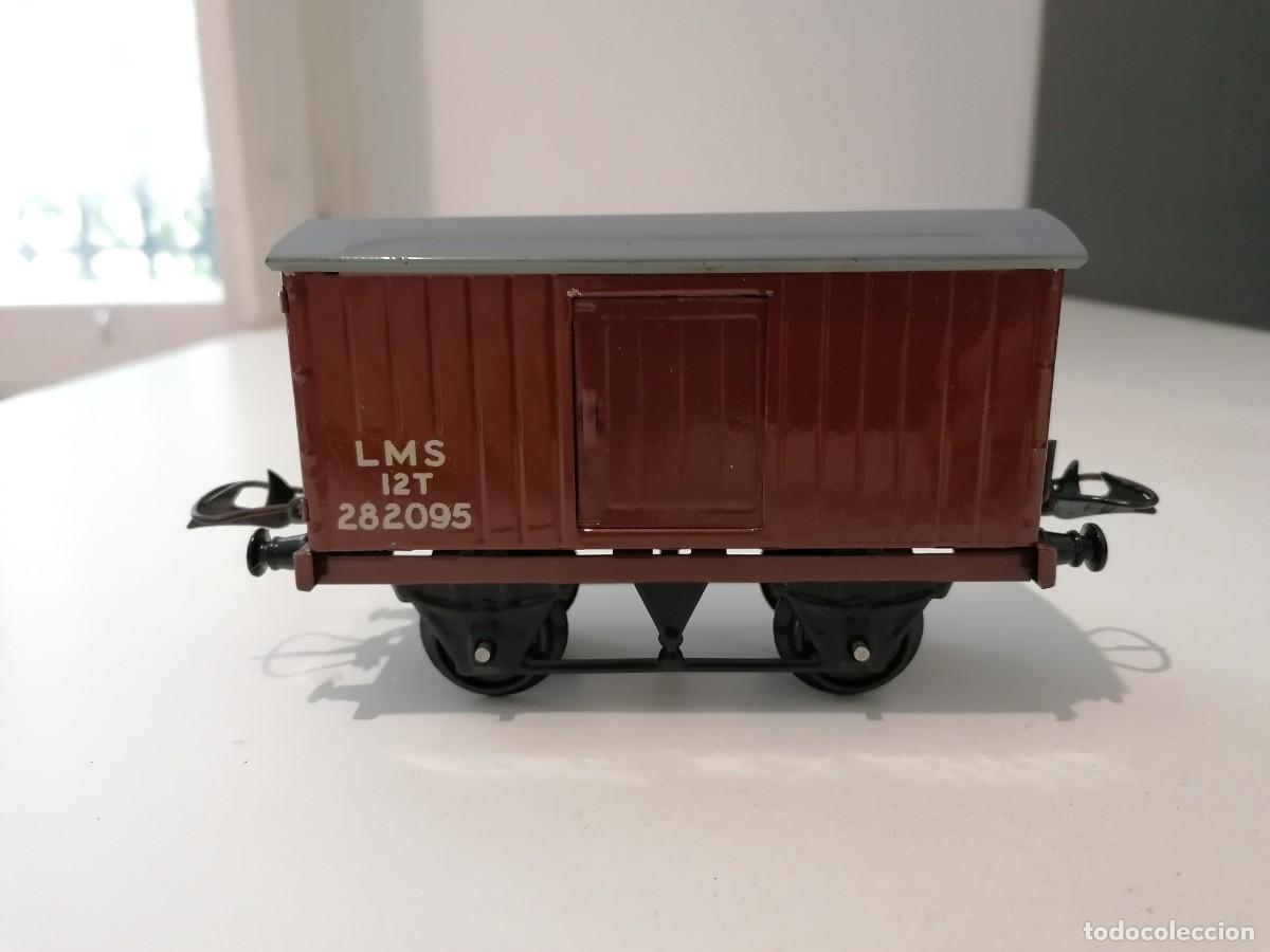 Trenes Escala: Hornby 0 Vag&oacute;n de Mercanc&iacute;as Cerrado LMS Buen Estado