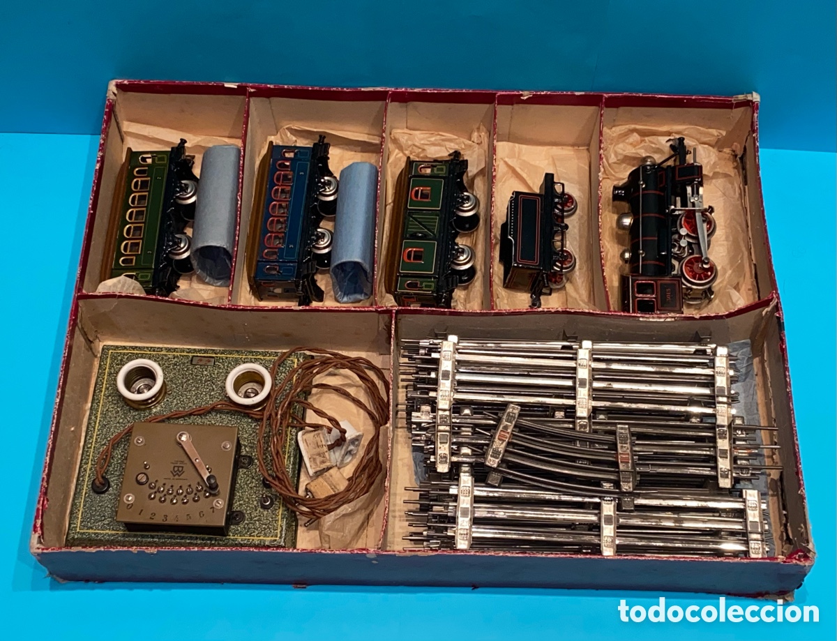 Trenes Escala: Locomotora BING 3015 , tender y tres vagones, en caja, a&ntilde;os 40.