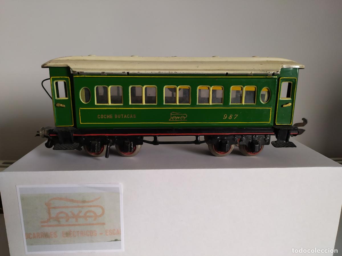 Trenes Escala: PAYA en escala 0, coche butacas, a&ntilde;os 50, referencia 980. Largo entre topes 240 mm. Buen estado.