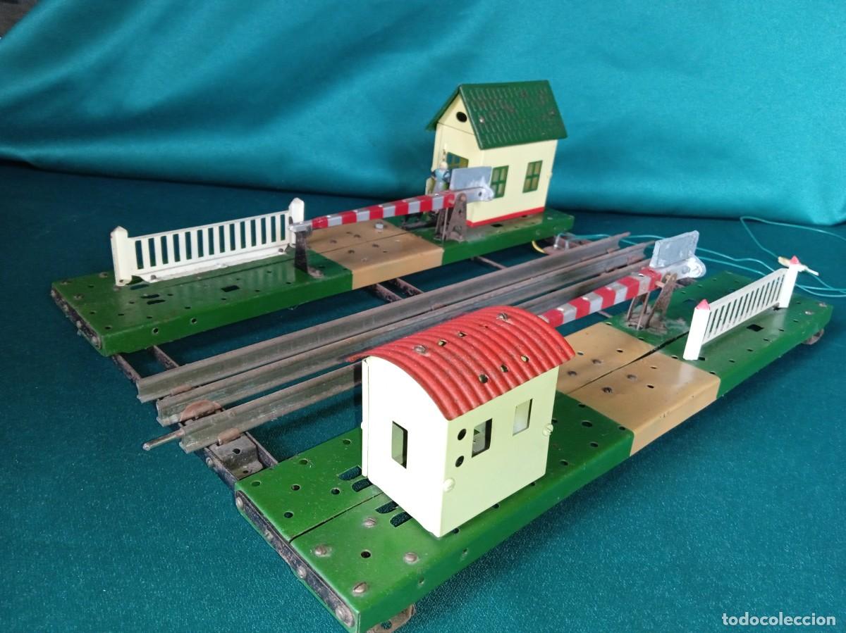 Trenes Escala: PASO A NIVEL El&eacute;ctrico, PAYA.