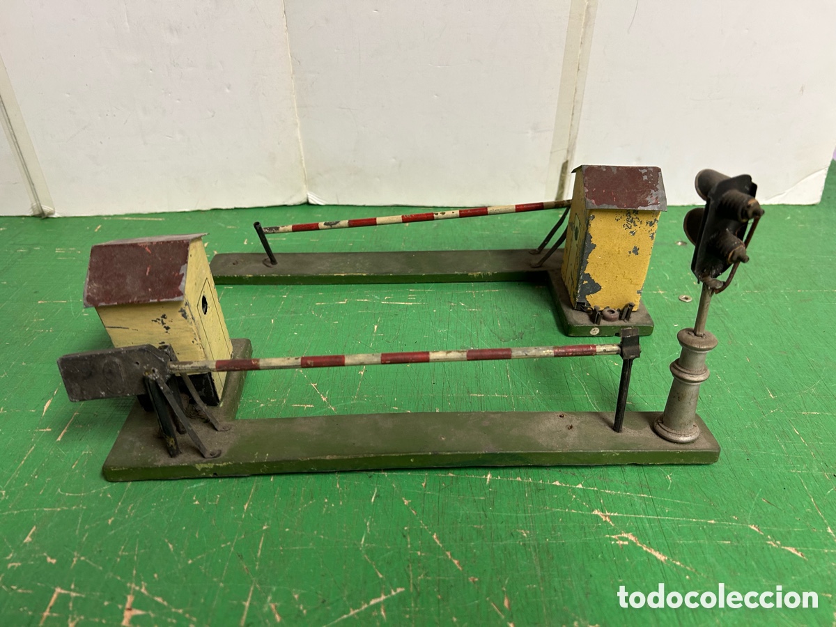 Trenes escala: MARKLIN PASO A NIVEL DE MADERA SCALA 0 BRICOLAGE