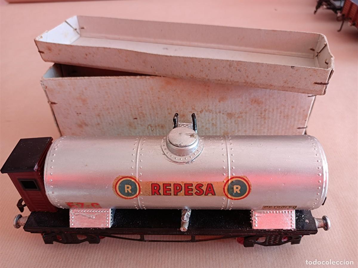 Trenes escala: VAG&Oacute;N CISTERNA REPESA PETR&Oacute;LEO EN BRUTO ESCALA 0 FABRICANTE RICO