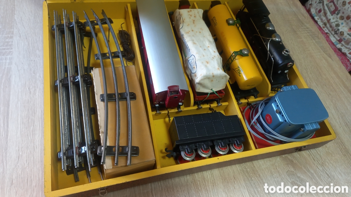 Trenes escala: Tren Paya hojalata. En caja original. Escala 0