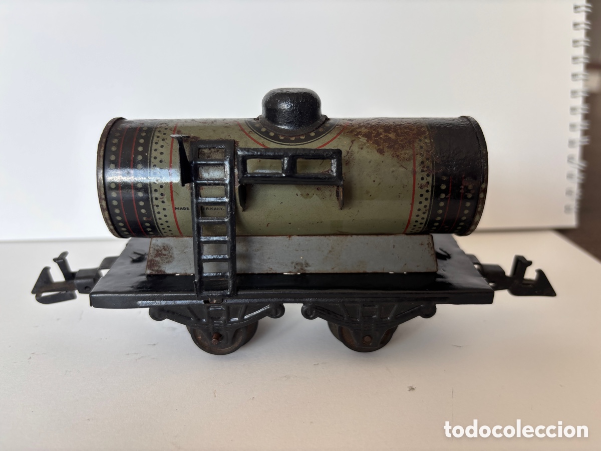 Trenes escala: Vag&oacute;n cisterna escala 0