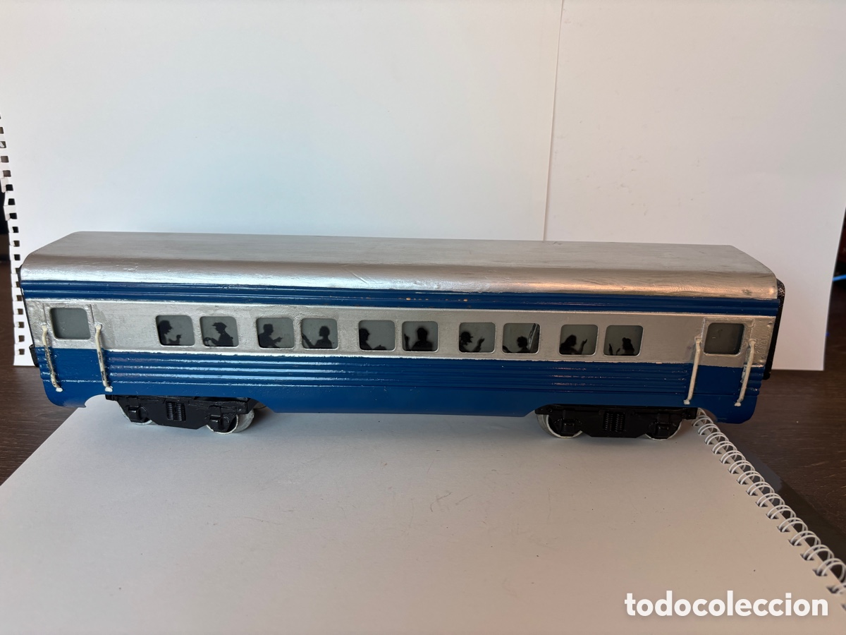 Trenes escala: Vag&oacute;n de pasajeros Josfel
