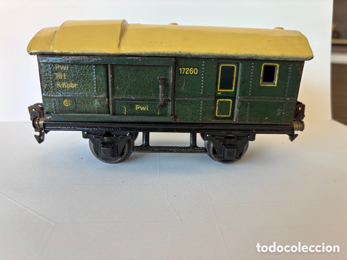 Trenes escala: Vag&oacute;n Marklin verde escala 0