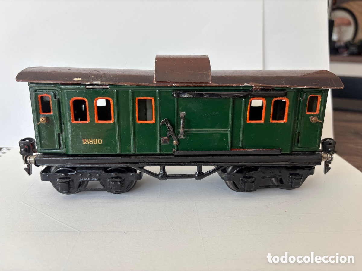 Trenes escala: Vag&oacute;n Marklin repintado escala 0