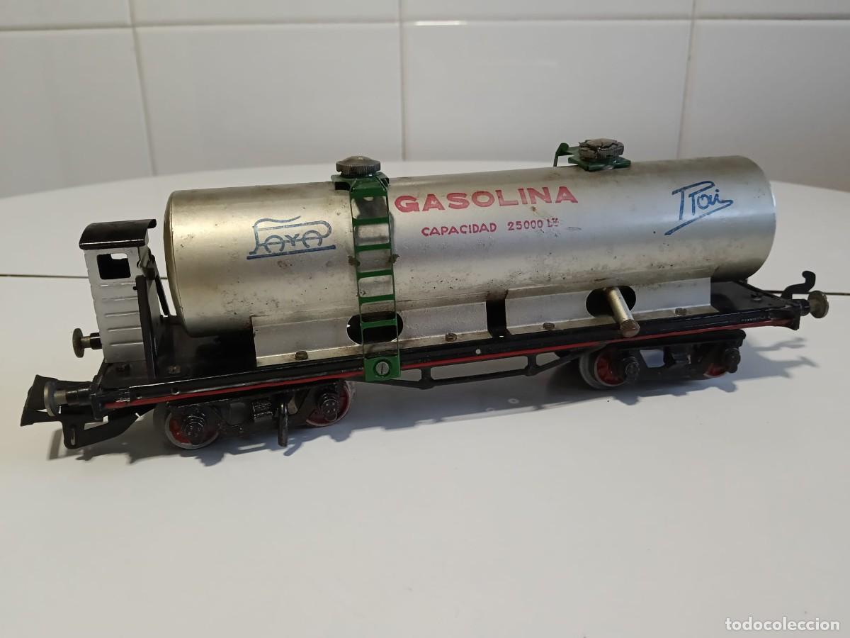 Trenes escala: Antiguo vag&oacute;n cisterna Pay&aacute; escala 0.