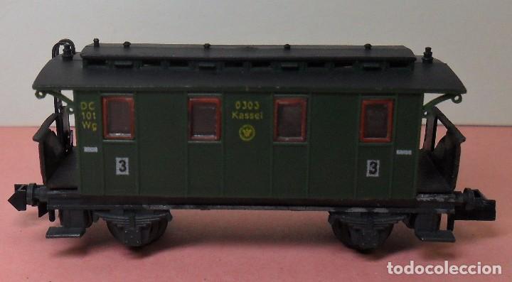 Trenes escala: ARNOLD N - 3030 - Vag&oacute;n pasajeros 3&ordf; clase - Foto 1