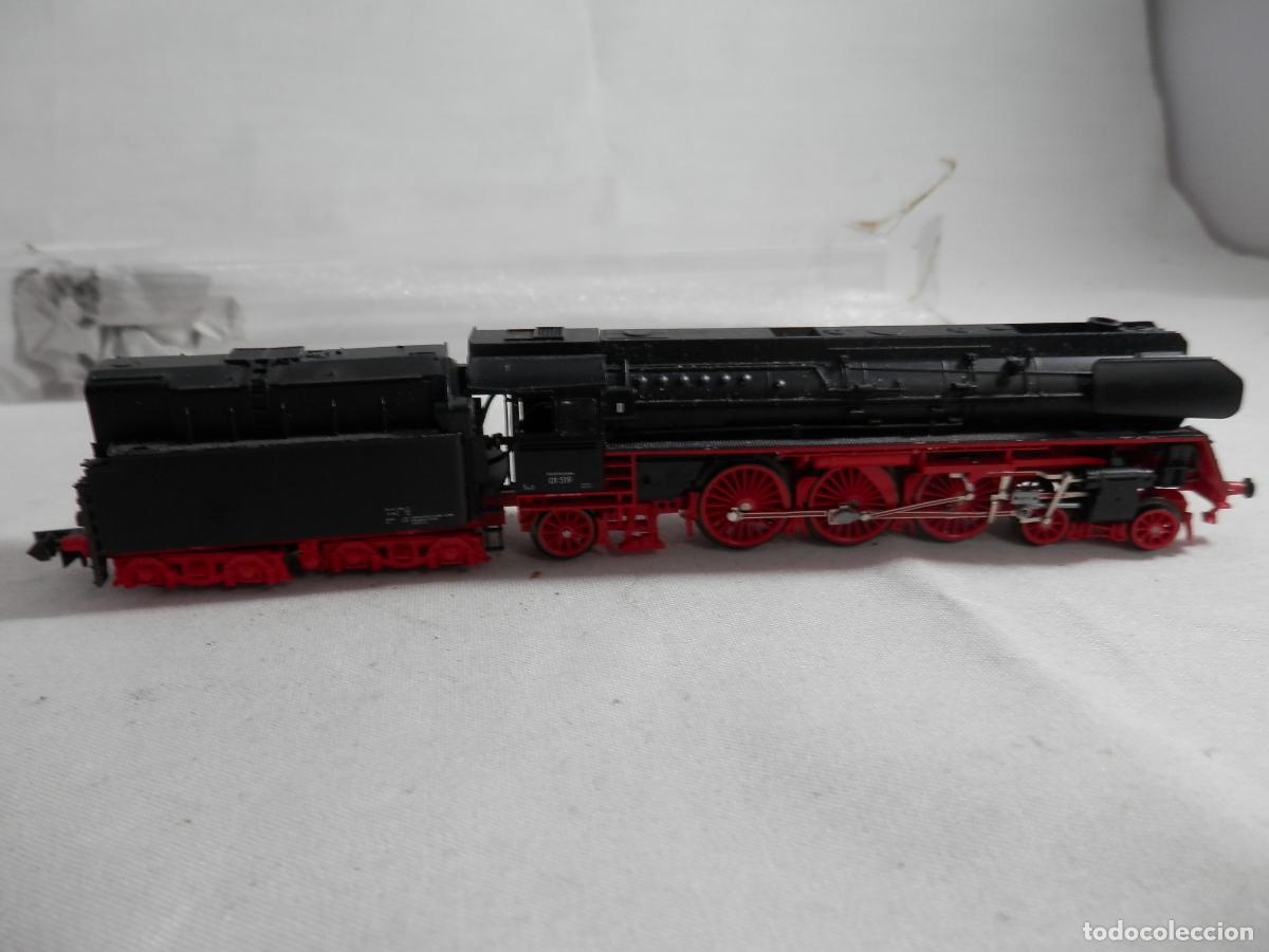 Trenes Escala: LOCOMOTORA BR 01 519 ESCALA N DE ARNOLD