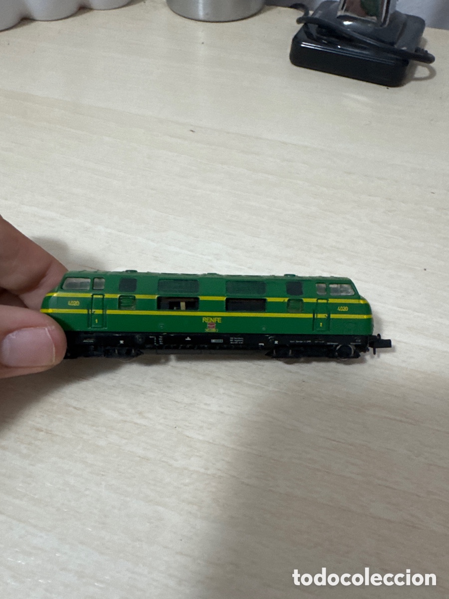 Trenes escala: LOCOMOTORA ARNOLD RENFE - Foto 2