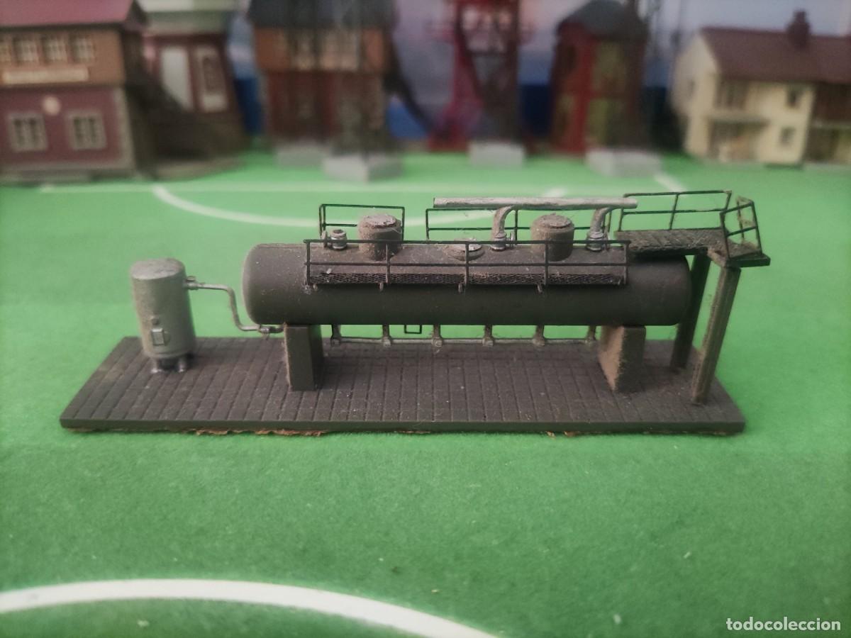 Trenes escala: Dep&oacute;sito de combustible Arnold R&aacute;pido Ref. 6361 Escala N