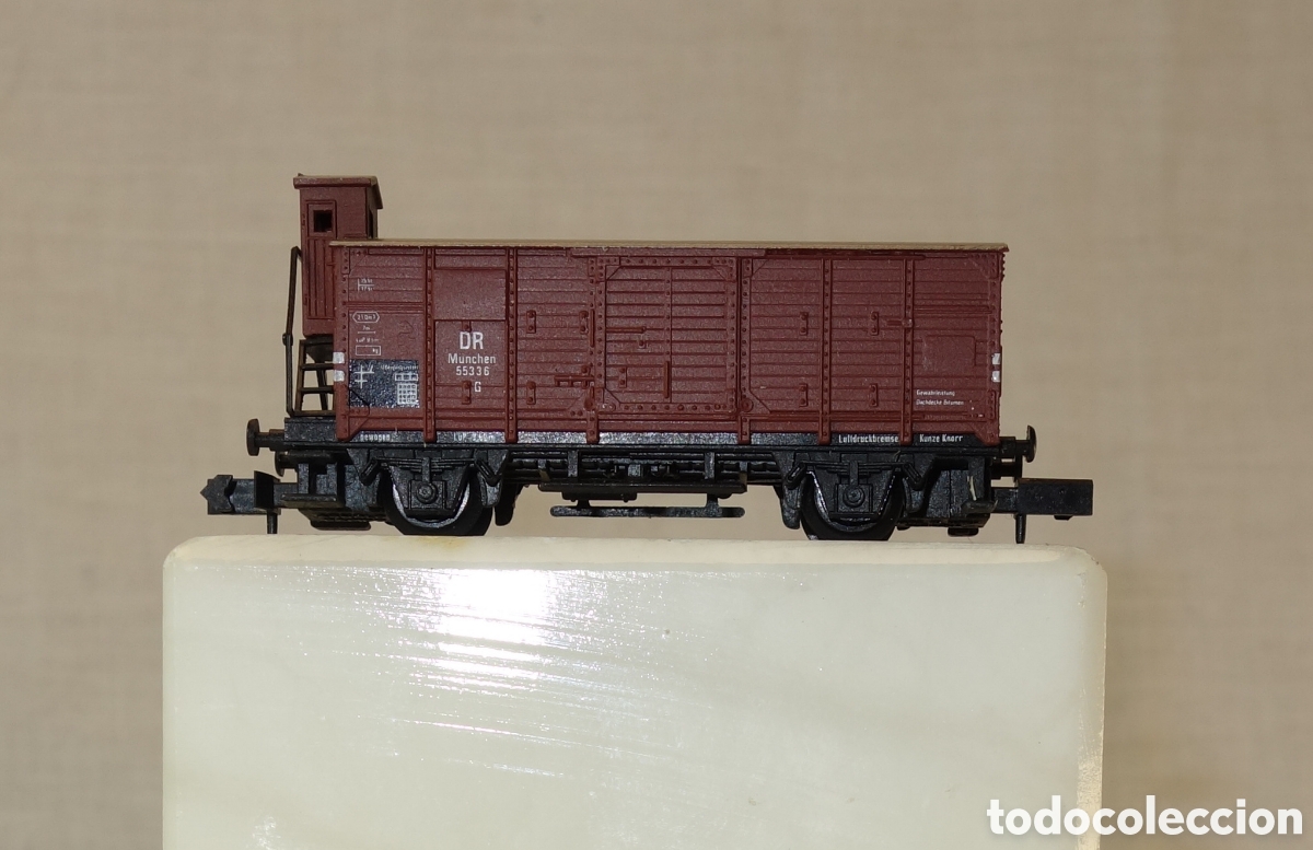 Trenes escala: Vag&oacute;n cerrado de mercanc&iacute;as G 10 Deutsche ReichBahn DR