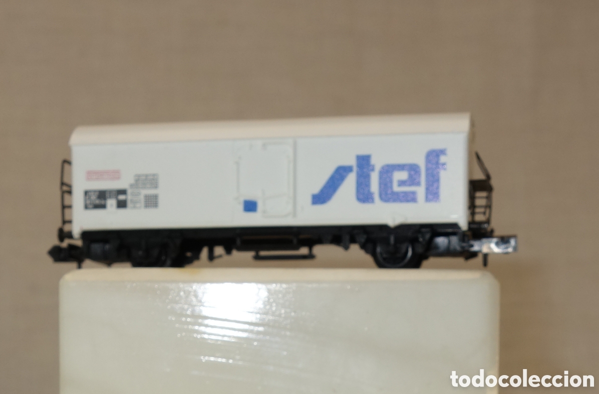 Trenes escala: Vag&oacute;n cubierto isot&eacute;rmico de 2 ejes tipo Ichqrs STEF