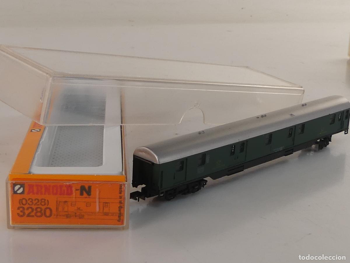 Scale Trains: VAGON ARNOLD REF: 3280 ESCALA -N-