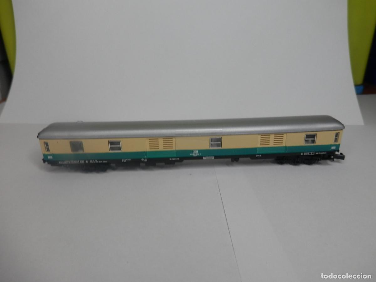 Trenes escala: VAGON FURGON DE LA DB ESCALA N DE ARNOLD