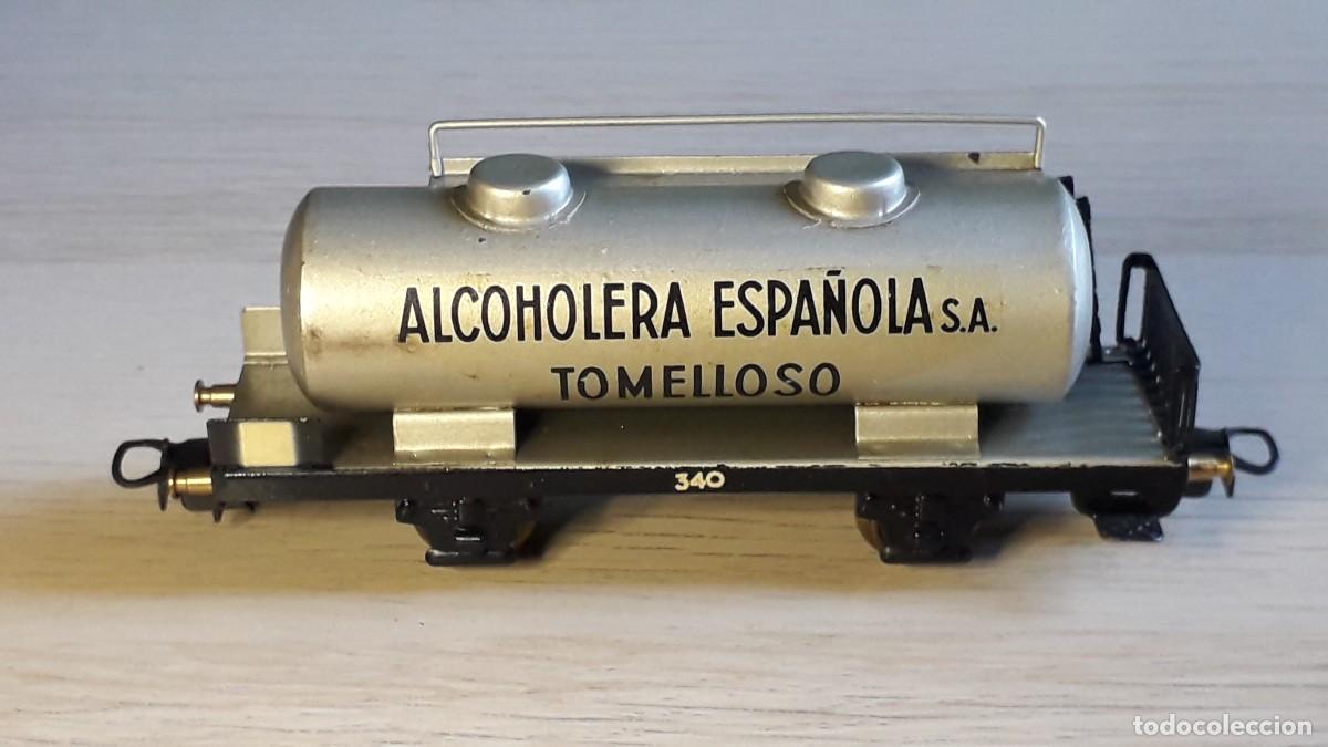 Trenes Escala: Vag&oacute;n Cisterna Alcoholera Espa&ntilde;ola Tomelloso # 1107-1 *Met&aacute;lico*, Electrotren H0 1/87, a&ntilde;os 50.