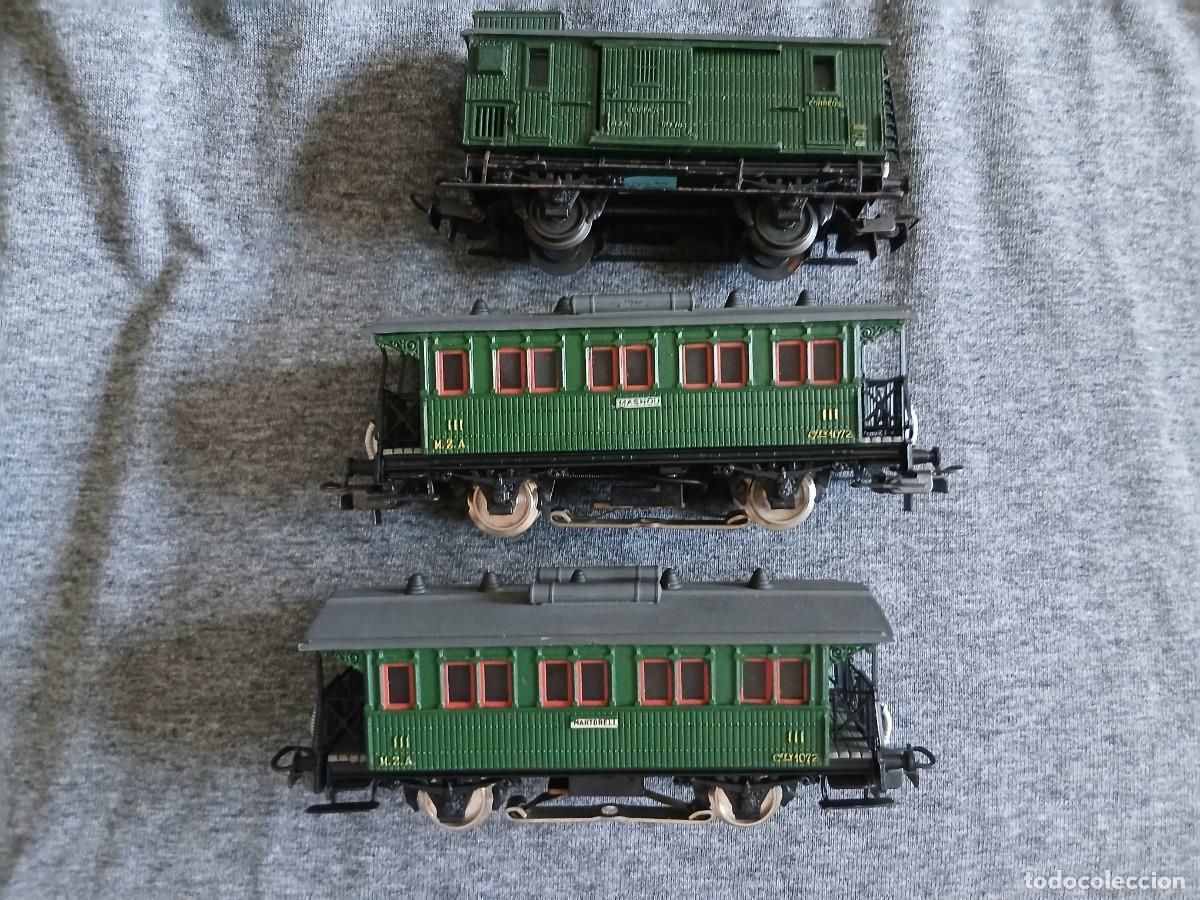Trenes Escala: composicion 3 vagones electrotren epoca II con luz alterna