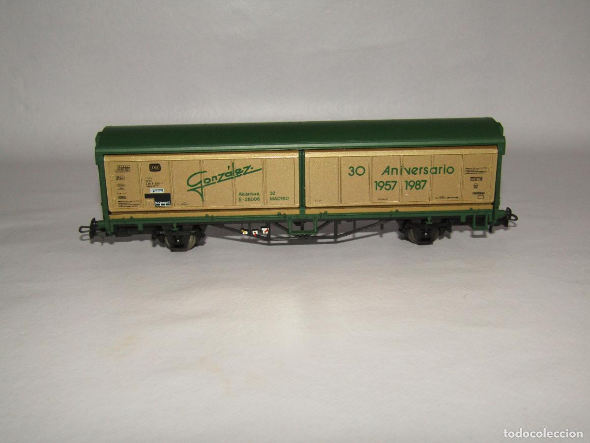 Trenes escala: Antiguo Vagon Puertas Telescopicas en Escala *H0* ELECTROTREN 30 Aniversario GONZ&Aacute;LEZ 1957-1987.