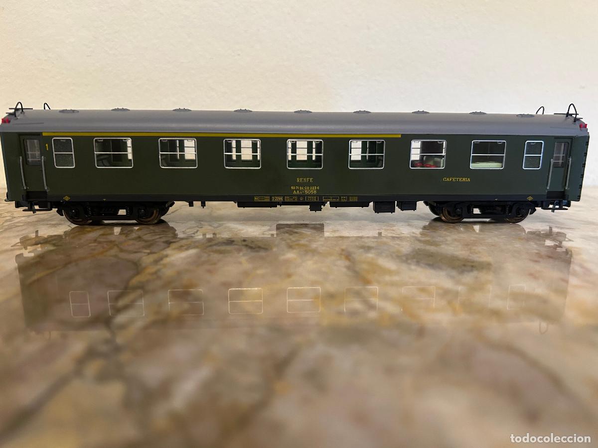 Trenes escala: Vag&oacute;n RENFE, 1 clase - cafeteria.