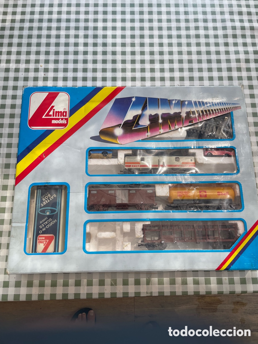 Trenes escala: Set Tren El&eacute;ctrico Lima HO - Locomotora SNCF 9530 y Vagones (En Caja)