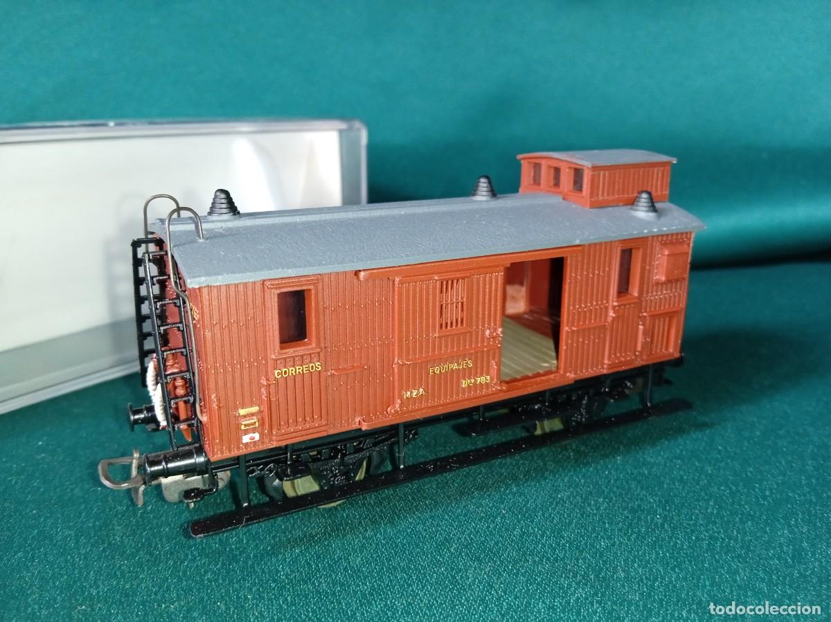 Trenes escala: VAG&Oacute;N CORREOS y EQUIPAJES, de Electrotren.