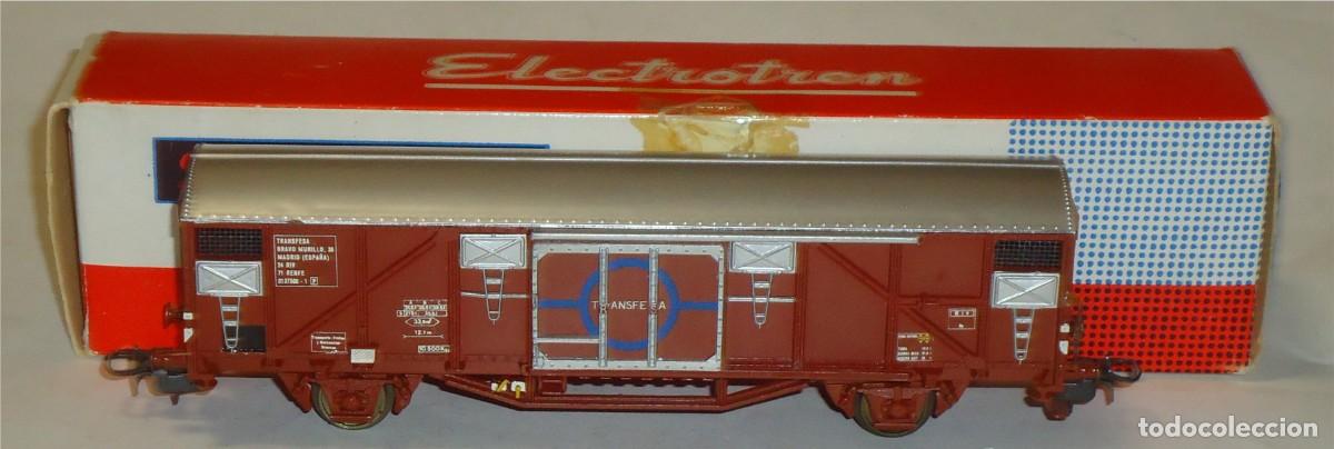 Trenes escala: ELECTROTREN HO, VAG&Oacute;N CERRADO RENFE &rdquo;TRANSFESA&rdquo; REF. 1450, PUERTAS CORREDERAS