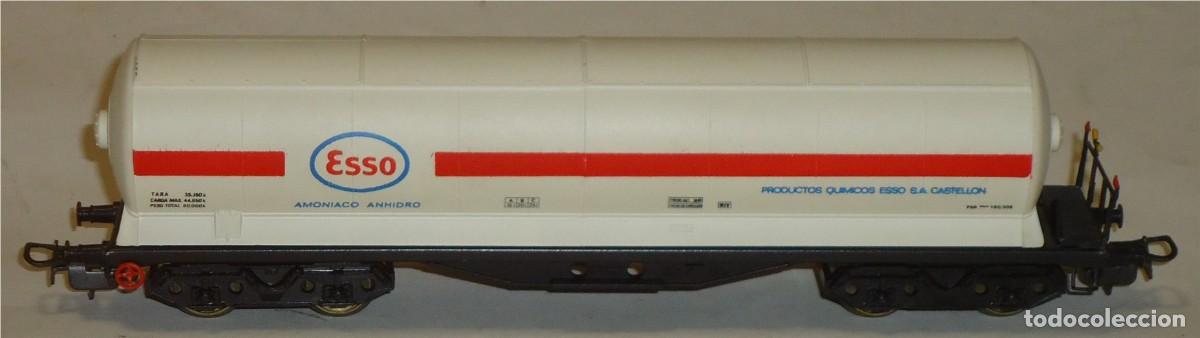 Trenes escala: ELECTROTREN H0, VAG&Oacute;N CISTERNA DE CUATRO EJES &rdquo;ESSO&rdquo; RENFE REF. 5300, SIN CAJA