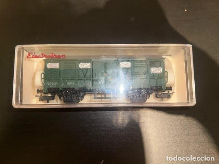 Trenes escala: Electrotren 1200 vag&oacute;n cerrado RENFE JFHV 40136 H0 vintage con caja