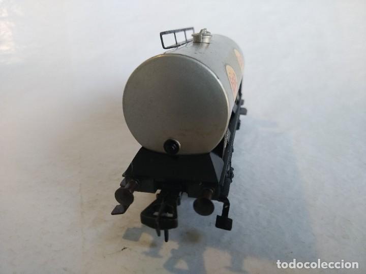 Trenes escala: Vag&oacute;n cisterna Fleischmann antiguo ref.1465E (ESSO). Escala H0 - Foto 6
