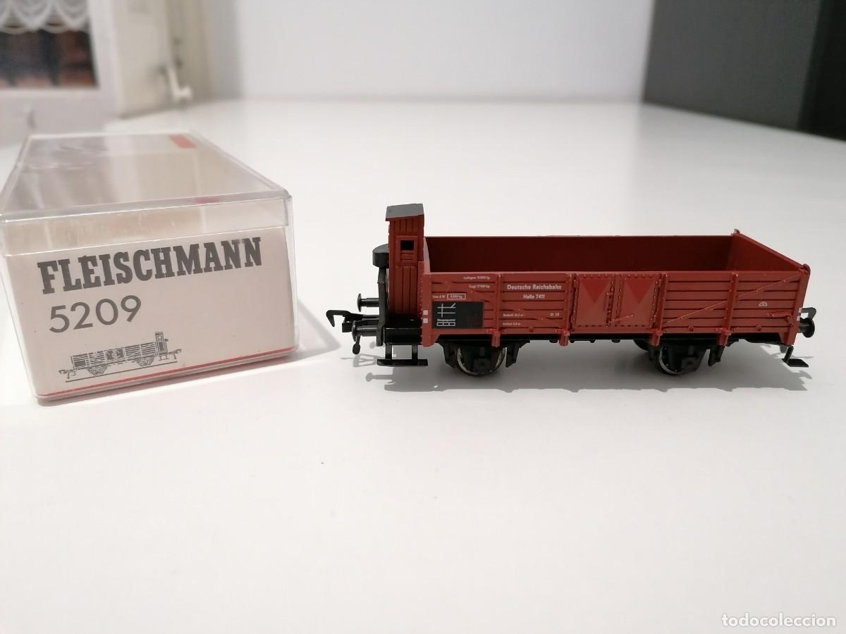 Treni in Scala: Fleischmann H0 5209 Vag&oacute;n de Bordes Altos con Garita DR Nuevo