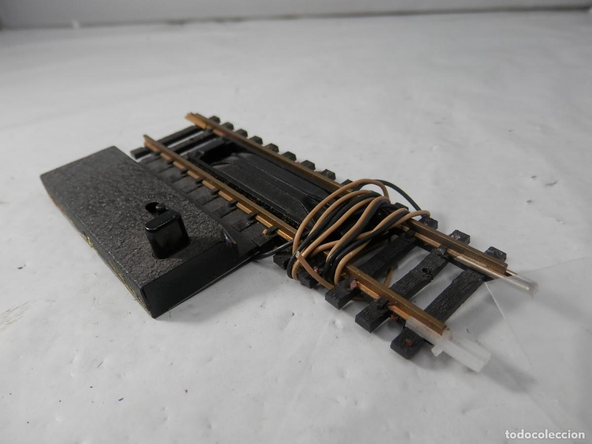 Modelleisenbahnen: VIA DESENGANCHADORA AUTOMATICA ESCALA HO DE FLEISCHMANN