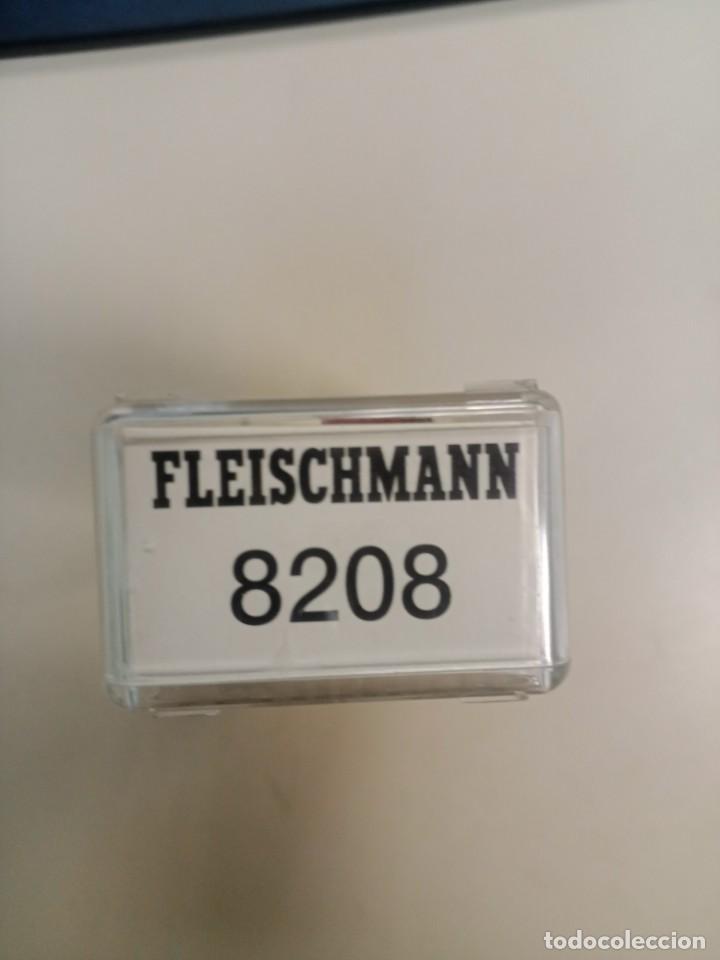 Trenes escala: Vag&oacute;n Fleischmann 8208 - Foto 2
