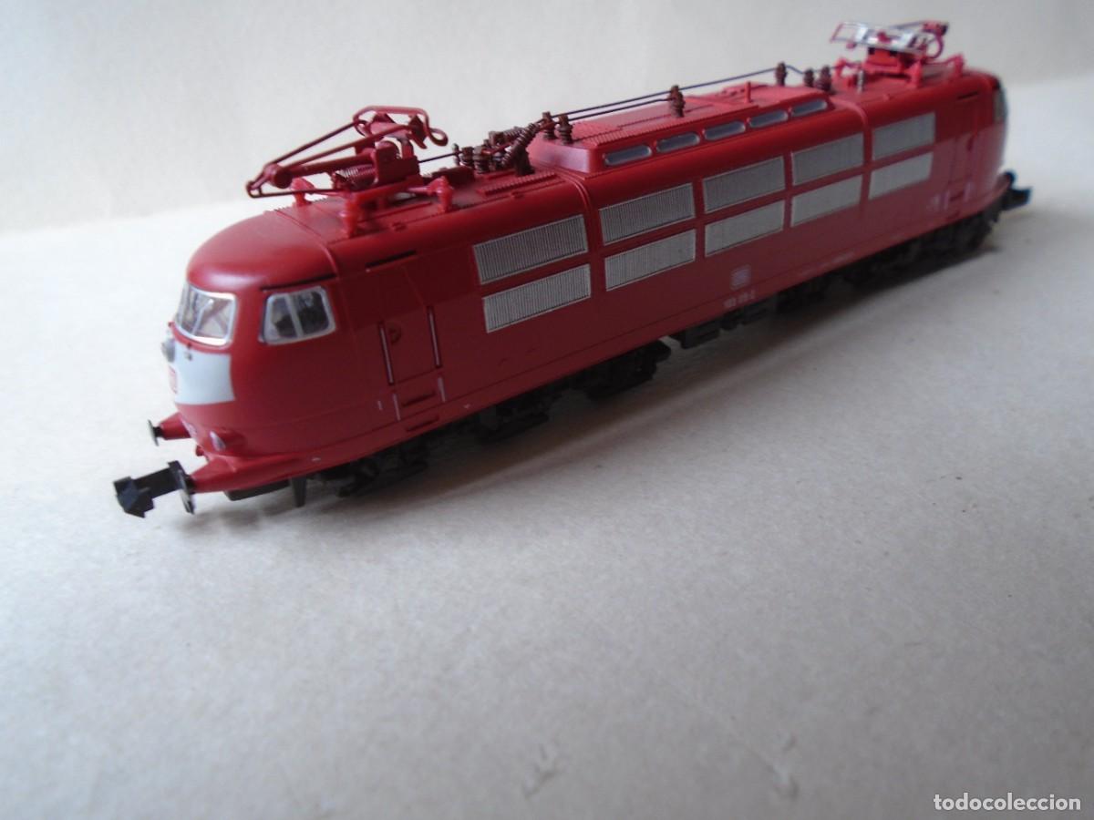 Trenes Escala: LOCOMOTORA ELECTRICA DE LA DB marca FLEISCHMANN REF. 7377