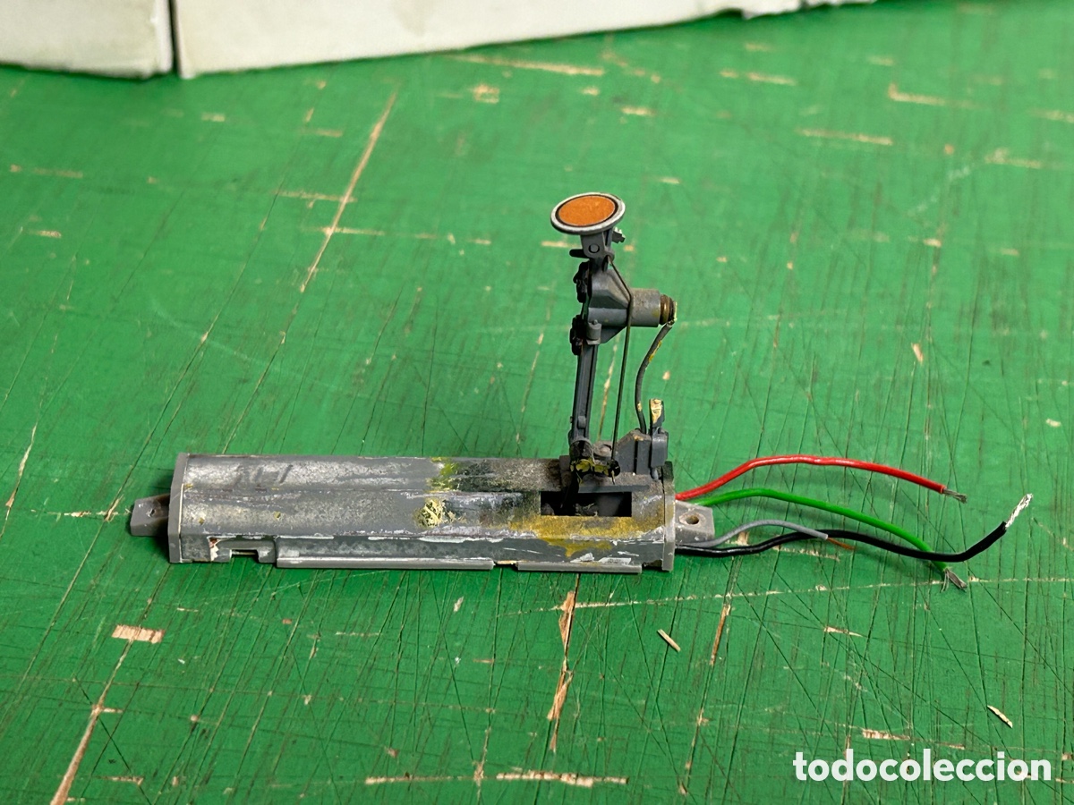 Trenes escala: FLEISCHAMNN SEMAFORO RF 9200 SCALA N FUNCIONA - Foto 1