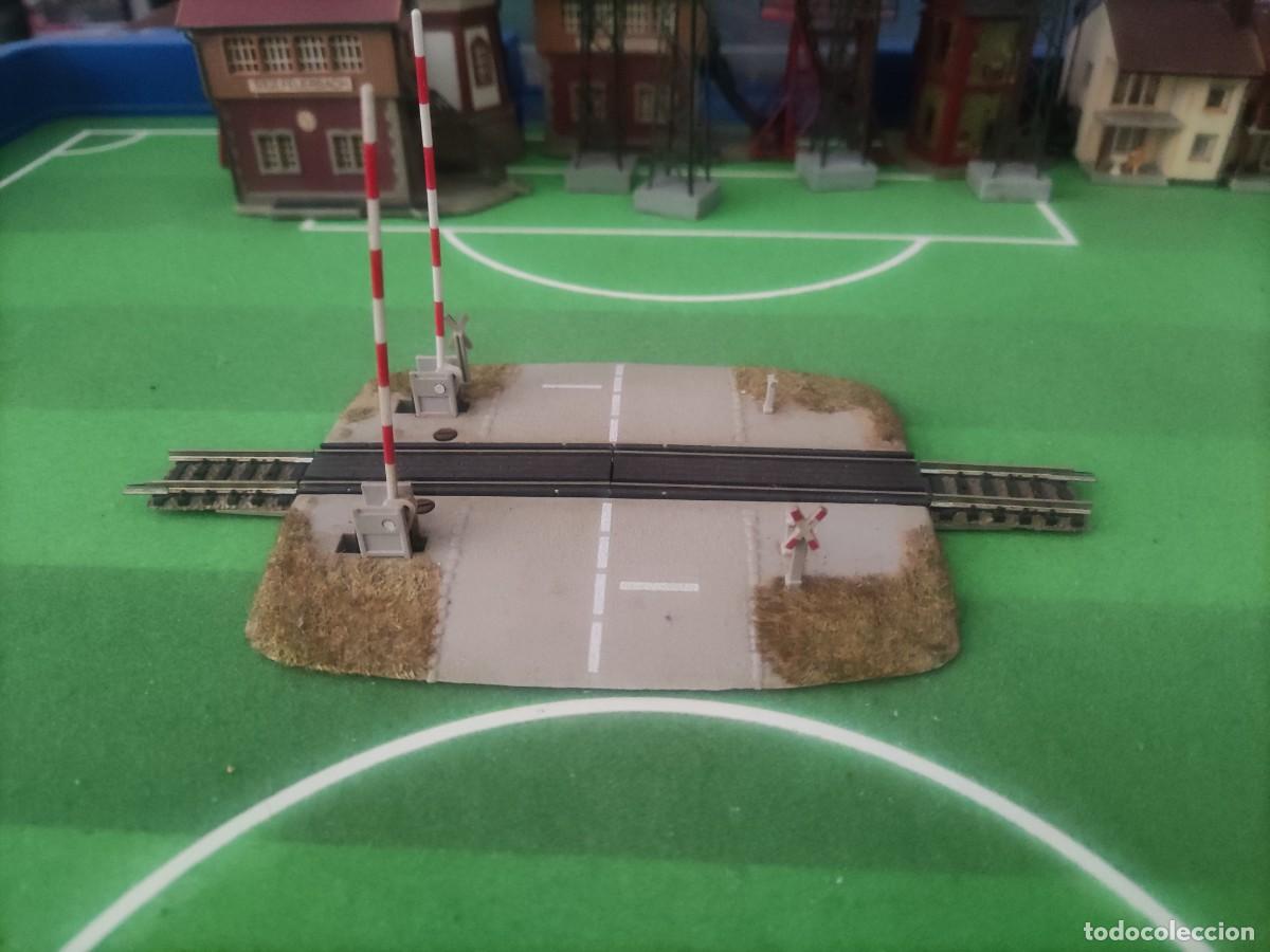 Trenes escala: Paso a nivel Fleischmann Ref. 9198 Escala N