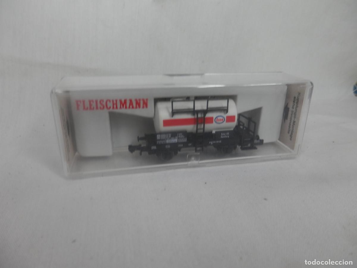 Trenes escala: VAGON CISTERNA ESSO ESCALA N DE FLEISCHMANN - Foto 1