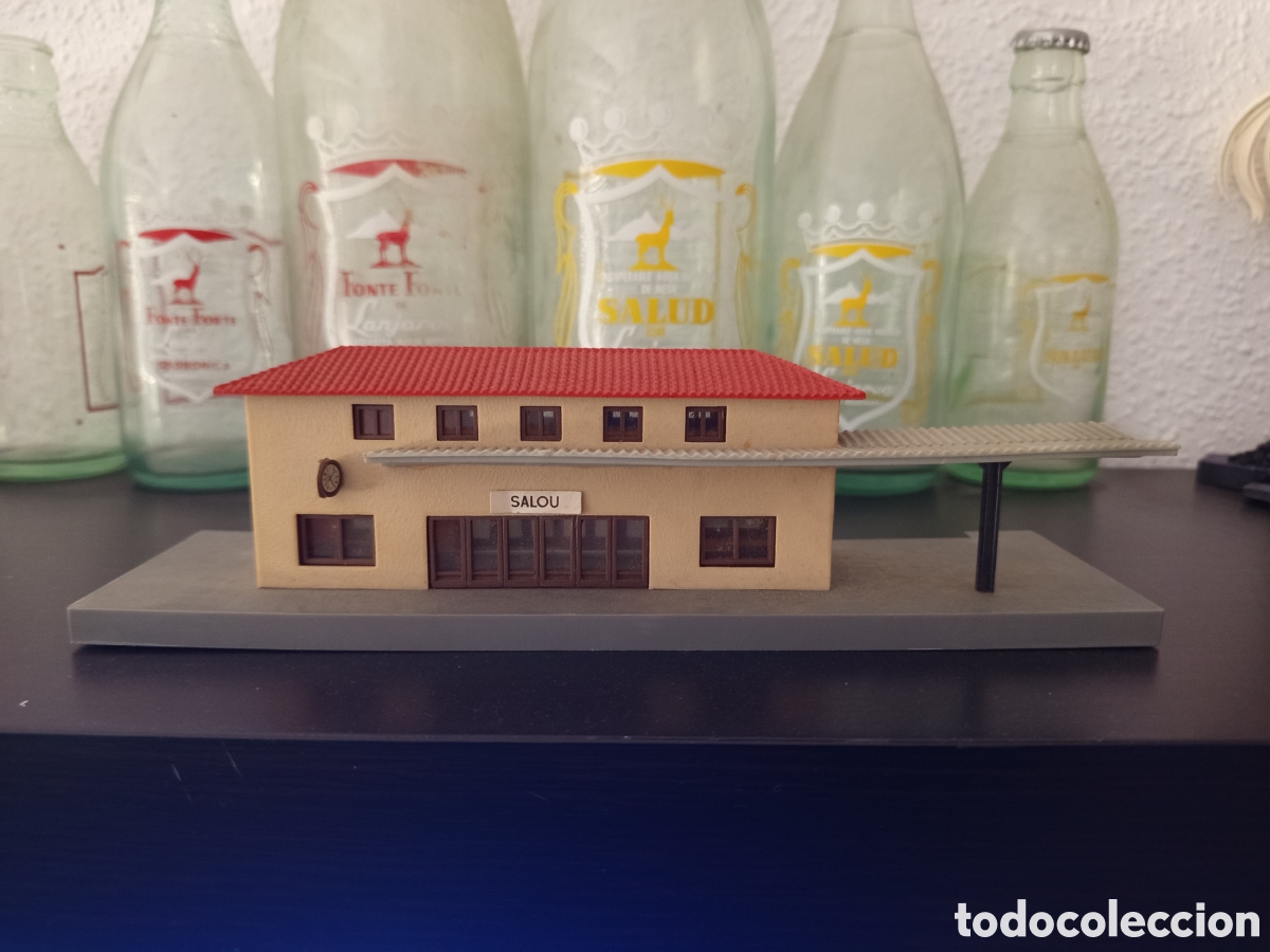 Trenes Escala: Maqueta Estaci&oacute;n Salou IberTrain