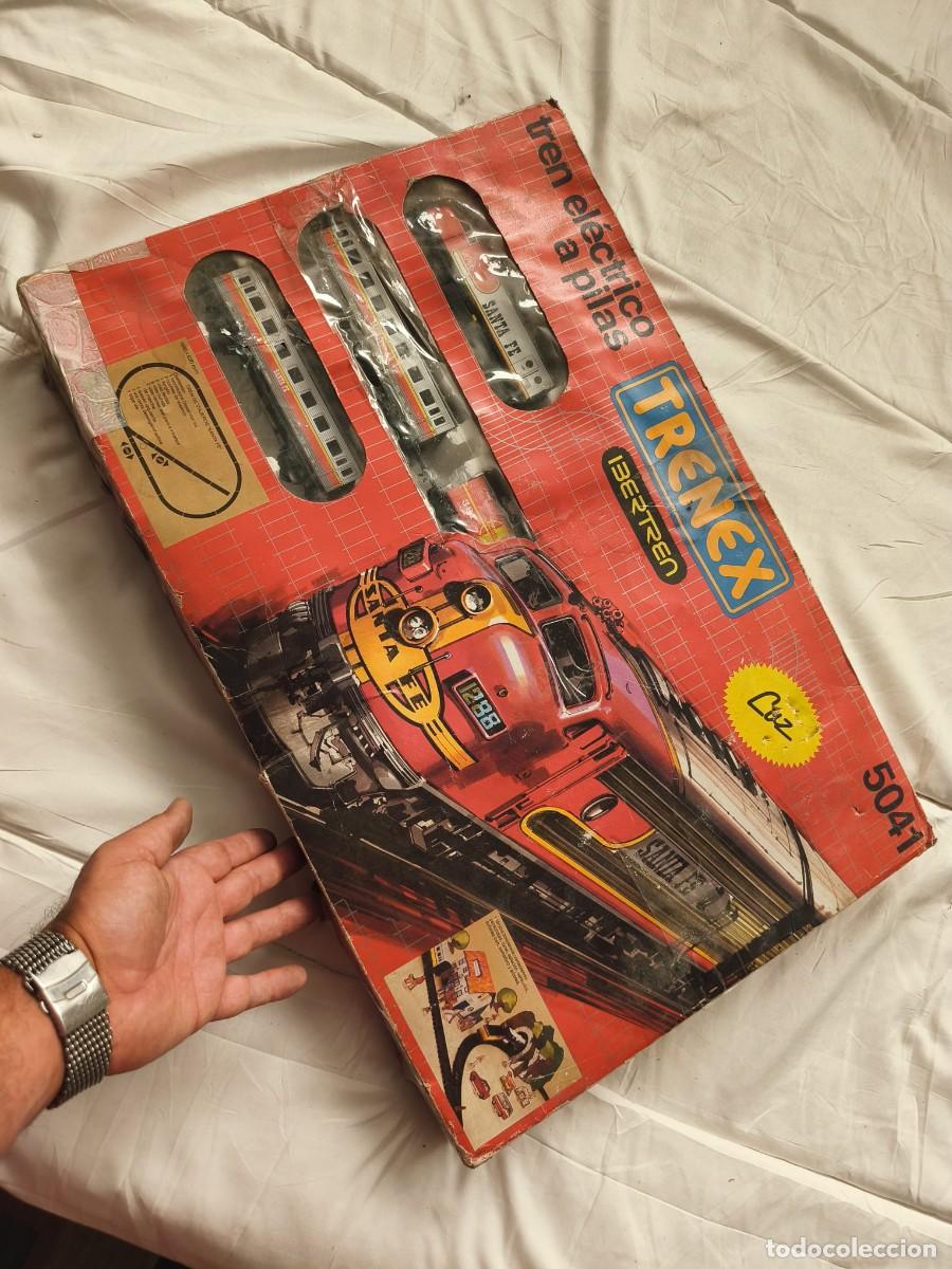Trenes Escala: Trenex. Santa F&eacute; 5041 . Ibertren. Tren el&eacute;ctrico a pilas con luz . Vintage 1980 . Caja original