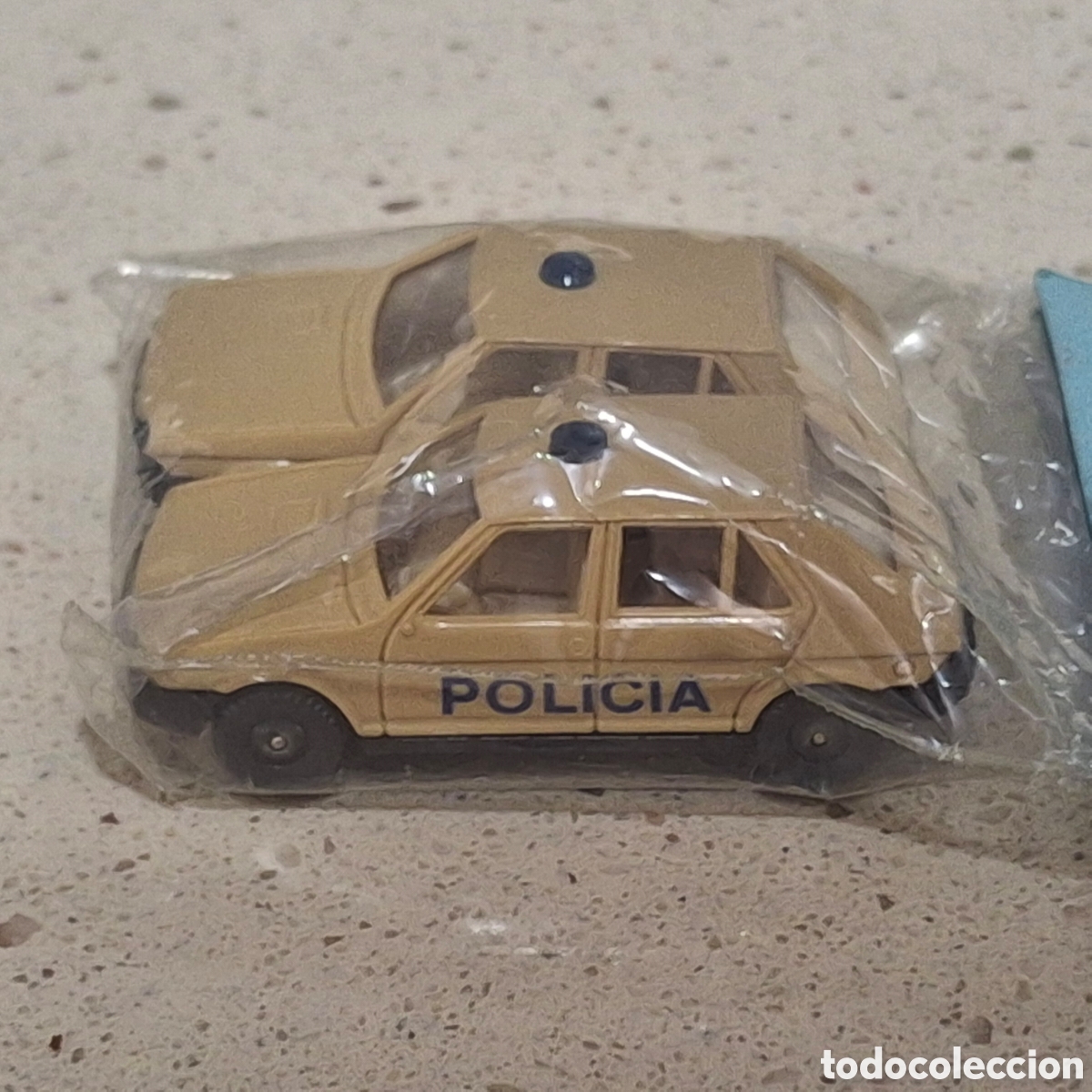 Trenes Escala: SEAT RITMO POLICIA - IBERTREN ESCALA H0 - BOLSA PAR COCHES REF. 2670