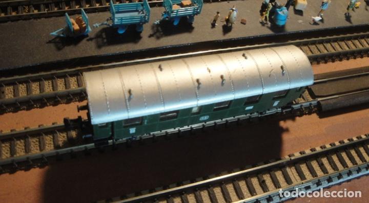 Trenes escala: Vag&oacute;n de pasajeros de dos ejes de la DB - Foto 2