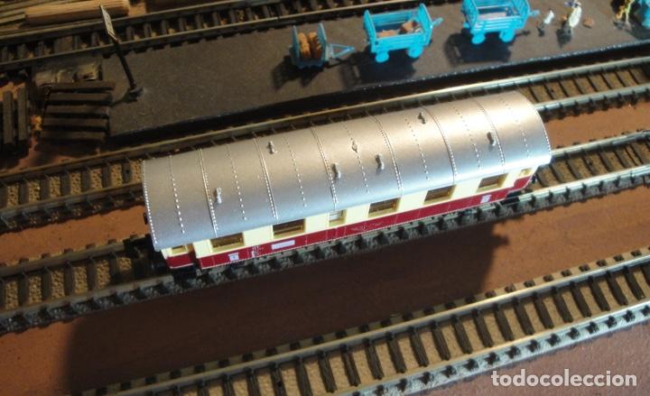Trenes escala: Vag&oacute;n de dos ejes marfil de la DB - Foto 2